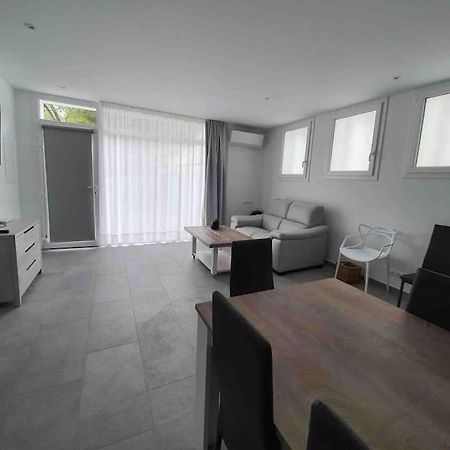 Apartamento Luminoso Planta Baja con terraza a 5 min de la playa Cadaqués Exterior foto