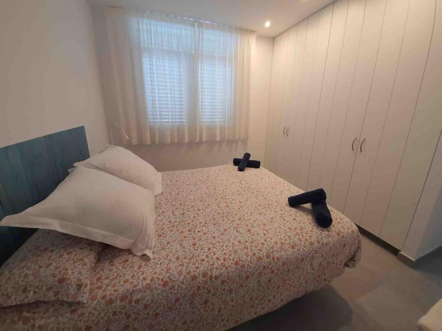 Apartamento Luminoso Planta Baja con terraza a 5 min de la playa Cadaqués Exterior foto