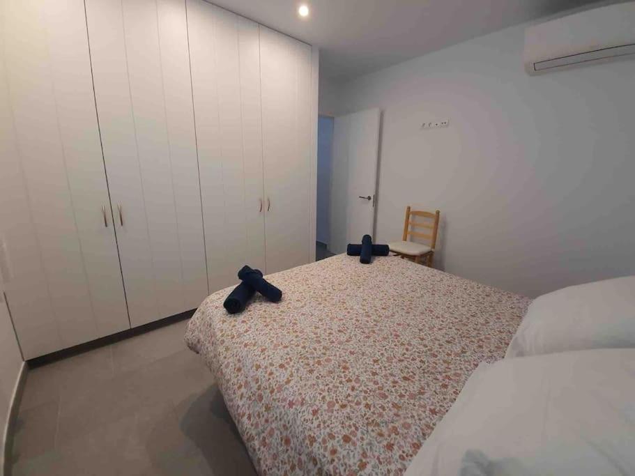 Apartamento Luminoso Planta Baja con terraza a 5 min de la playa Cadaqués Exterior foto