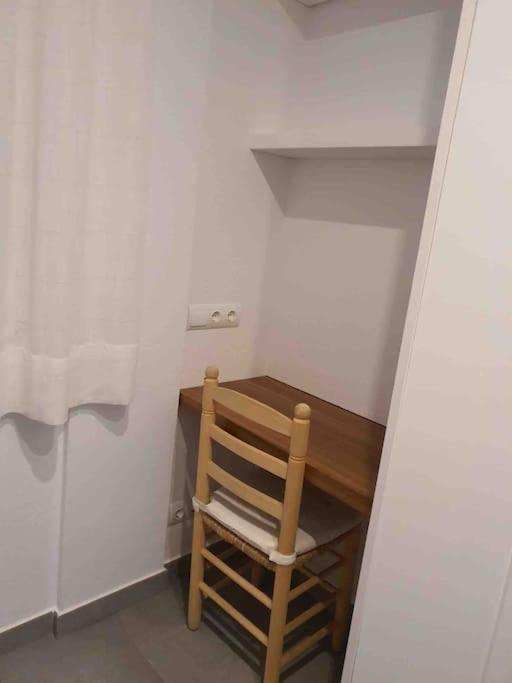 Apartamento Luminoso Planta Baja con terraza a 5 min de la playa Cadaqués Exterior foto